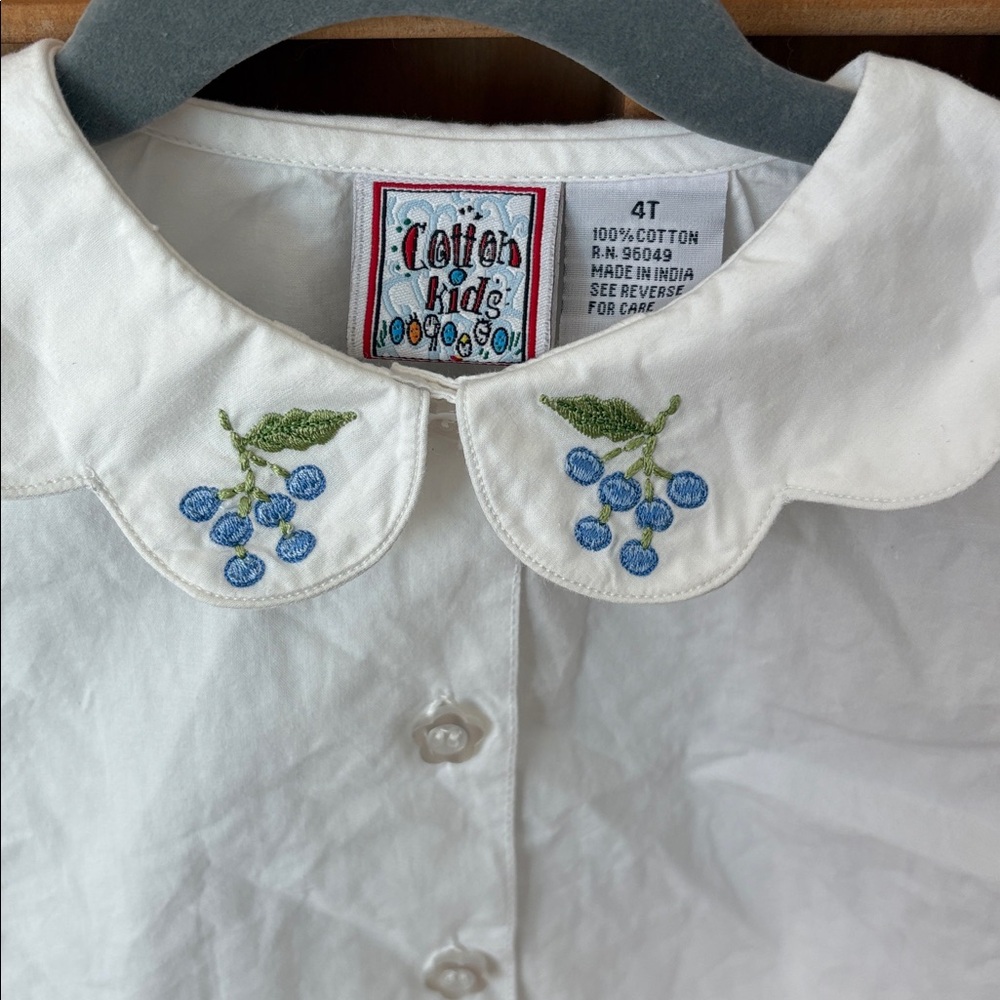 VINTAGE Cotton Kids White Button-Up Shirt Blueberry Embroidered Scallop Collar
